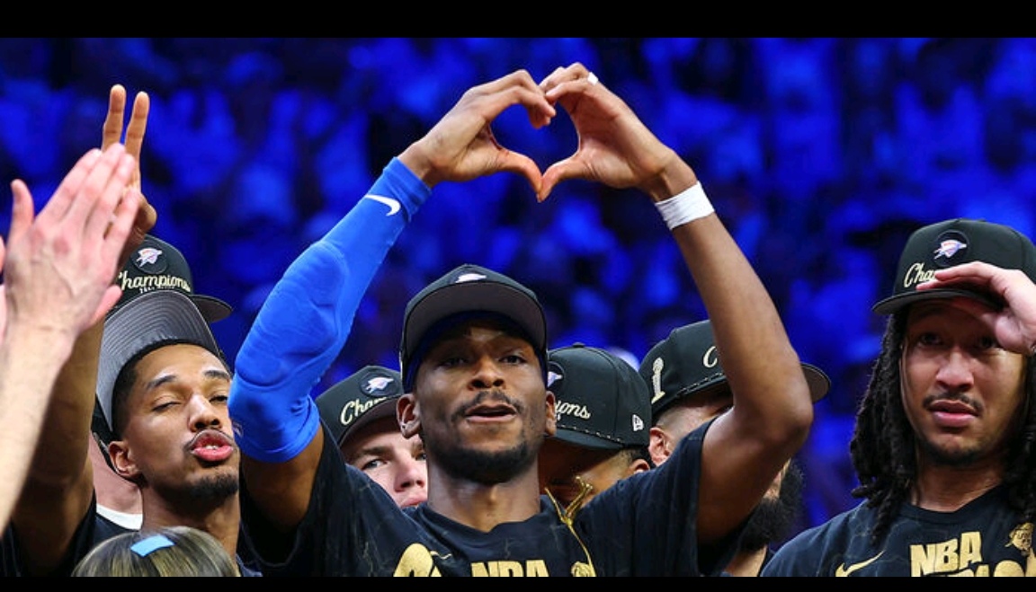 乐动体育入口俄克拉荷马雷霆迎欧联关键赛，集结日迎来里程碑，态度坚定，球探报告显示潜力的简单介绍